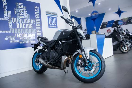YAMAHA MT-07 CONNECTED ABS 